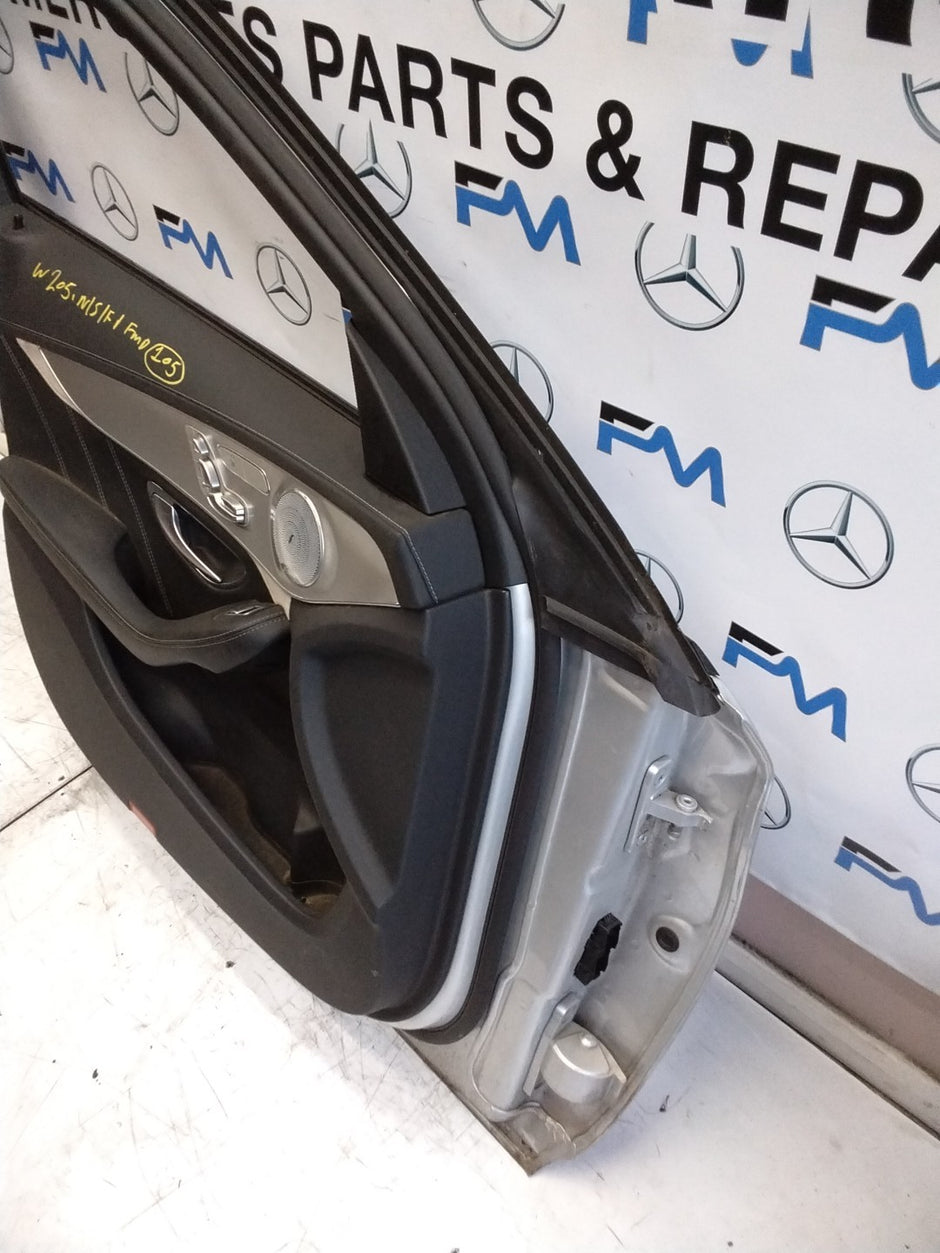 MERCEDES C-CLASS W205 PASSENGER SIDE FRONT DOOR N/S/F COMPLETE SILVER FMD105