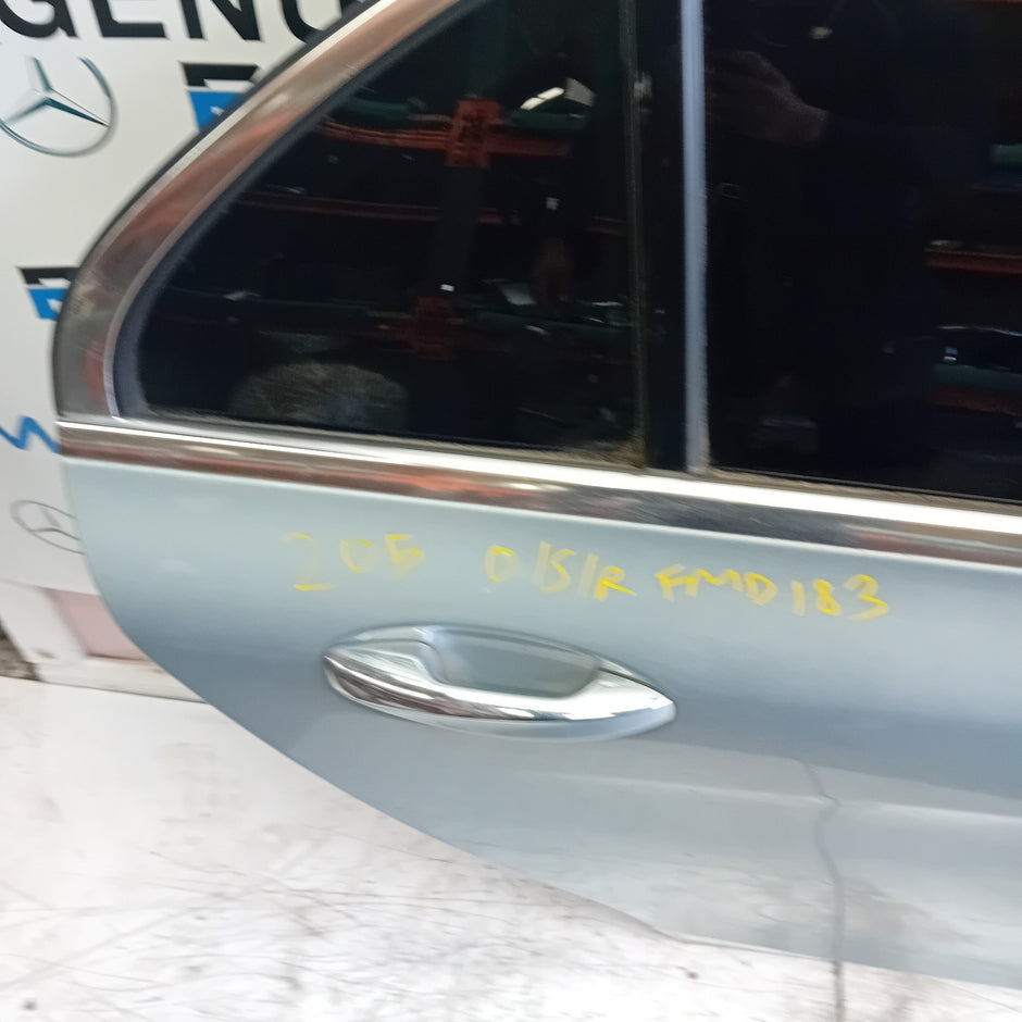 MERDEDES C-CLASS W205 DRIVER SIDE REAR DOOR OSR WHITE 2014 ON COMPLETE FMD183