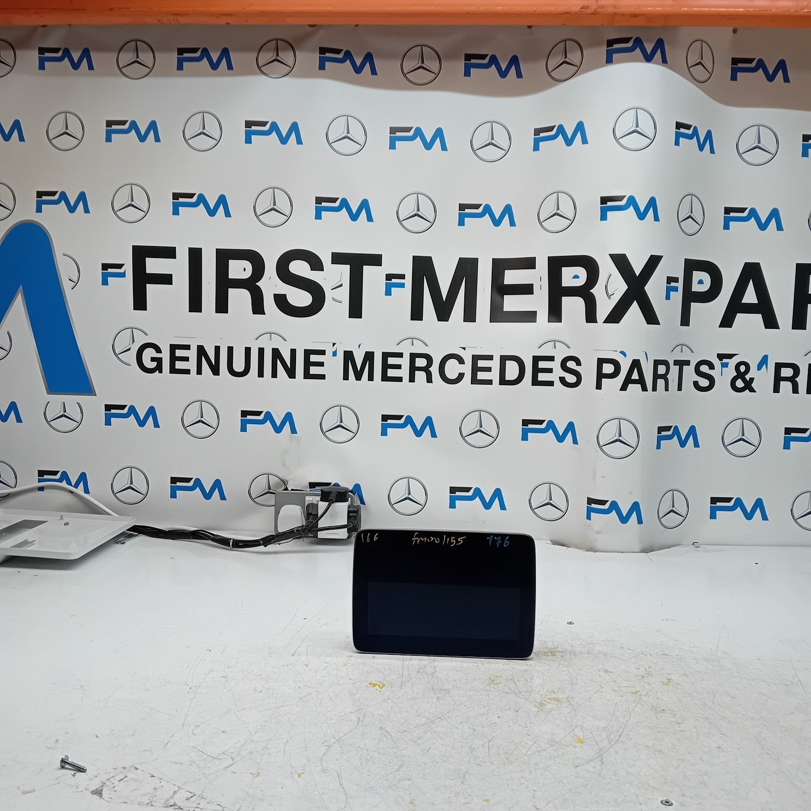 MERCEDES GLS-CLASS X166 DISPLAY SCREEN A1669001420 2016 FM001155