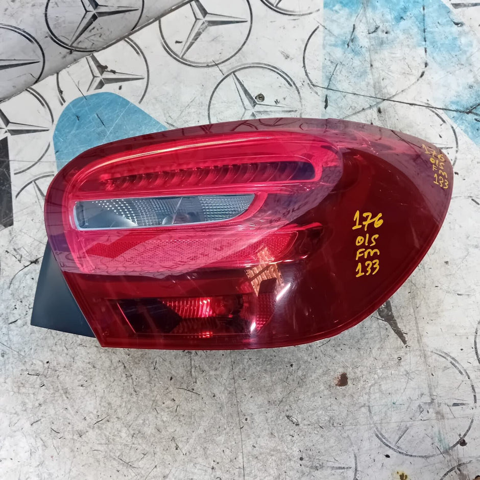 MERCEDES BENZ A-CLASS W176 REAR DRIVER ( OFF SIDE ) SIDE TAIL LIGHT