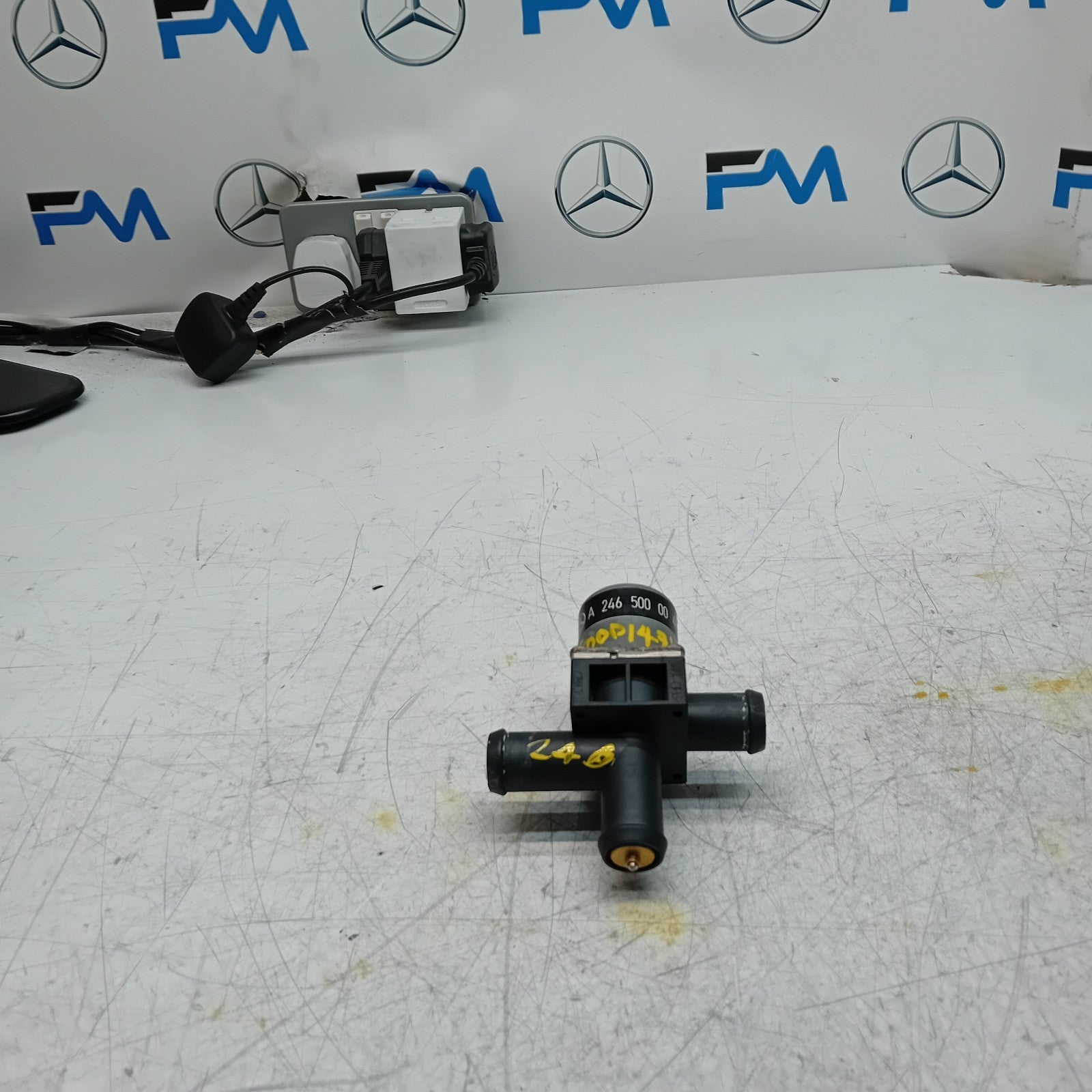 MERCEDES BENZ B-CLASS W211 HYBR ELECTRIC COOLANT WATER PUMP A2465000040 FM001471