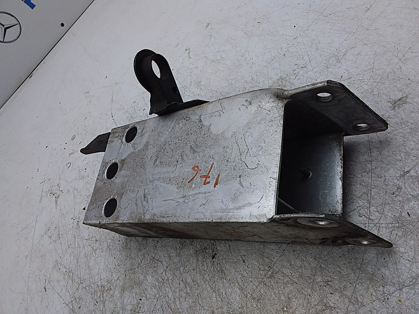 MERCEDES B-CLASS W246 BUMPER DEFORMATION MOUNT RIGHT SIDE A2466200195 FMR273