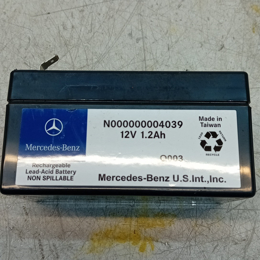 MERCEDES BENZ AUXILIARY LEAD ACID  BATTERY N000000004039 12V 1.2Ah Q003 FM001342