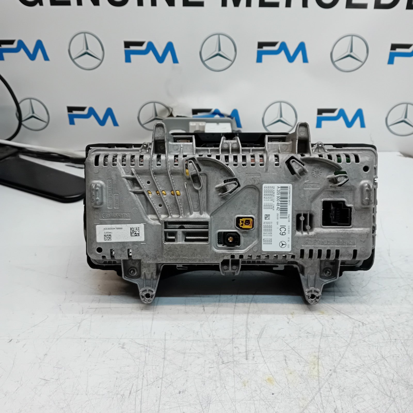 MERCEDES C-CLASS W205 SPEEDOMETER INSTRUMENT CLUSTER BLACK A2059004842 FM001472