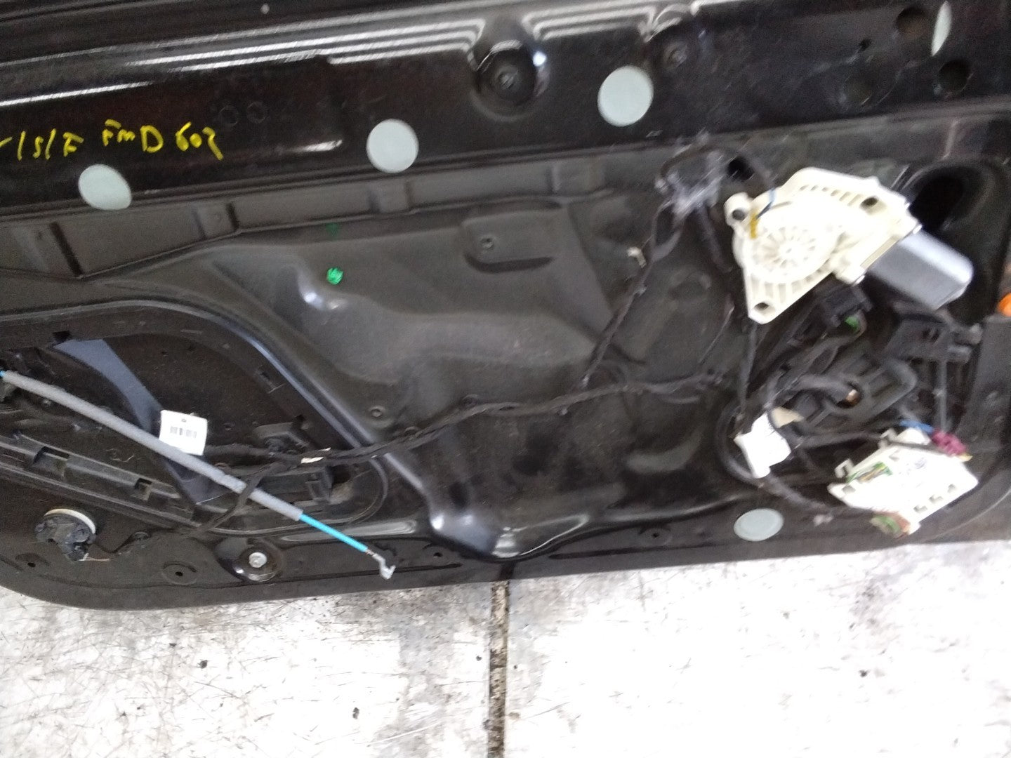 MERCEDES BENZ  C-CLASS W205 PASSENGER FRONT DOOR NSF BLACK 2014-21  FMD602
