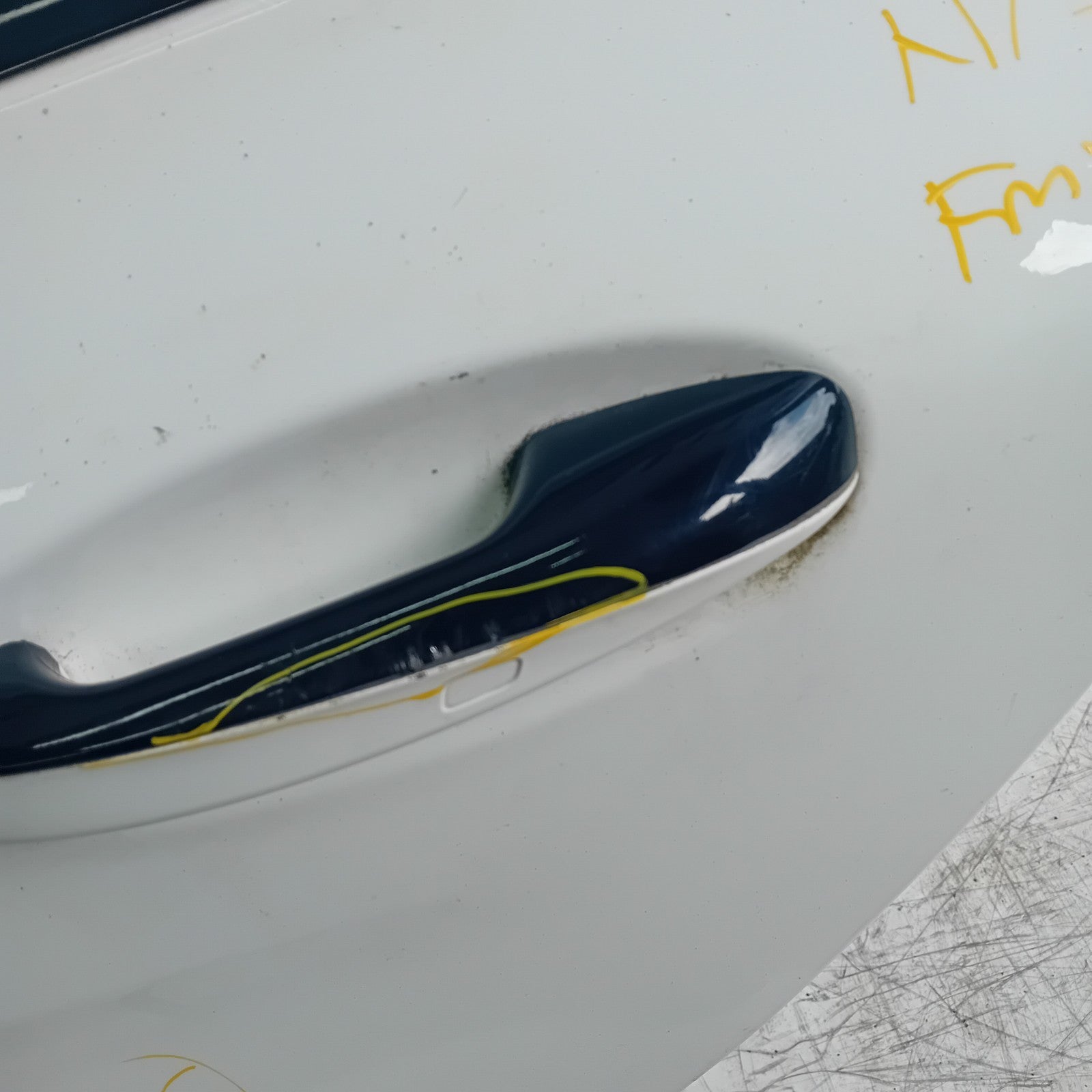 MERCEDES BENZ C-CLASS W205 PASSENGER SIDE REAR DOOR N/S/R WHITE  COMPLETE FMD149