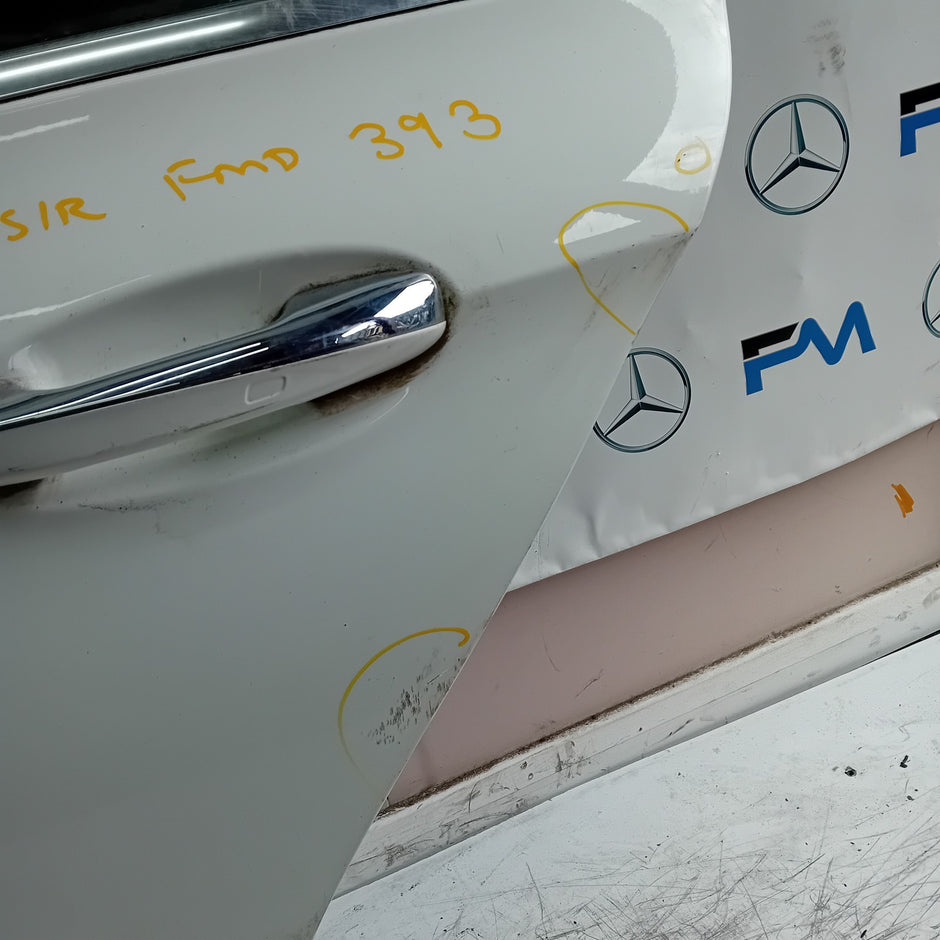 MEECEDS E-CLASS S213 EST PASSENGER REAR DOOR NSR WHITE 2016 ON COMPLETE FMD393