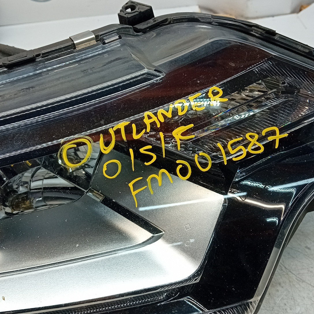 MITSUBISHI OUTLANDER MK3 2015 HEADLIGHT DRIVER OS LEFT L0094I 1U64 FM001587