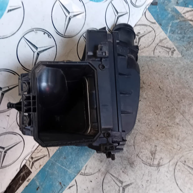 MERCEDES BENZ A-CLASS W176 CLA C117 X156 1.6 PETROL AIR FILTER BOX A2700900601