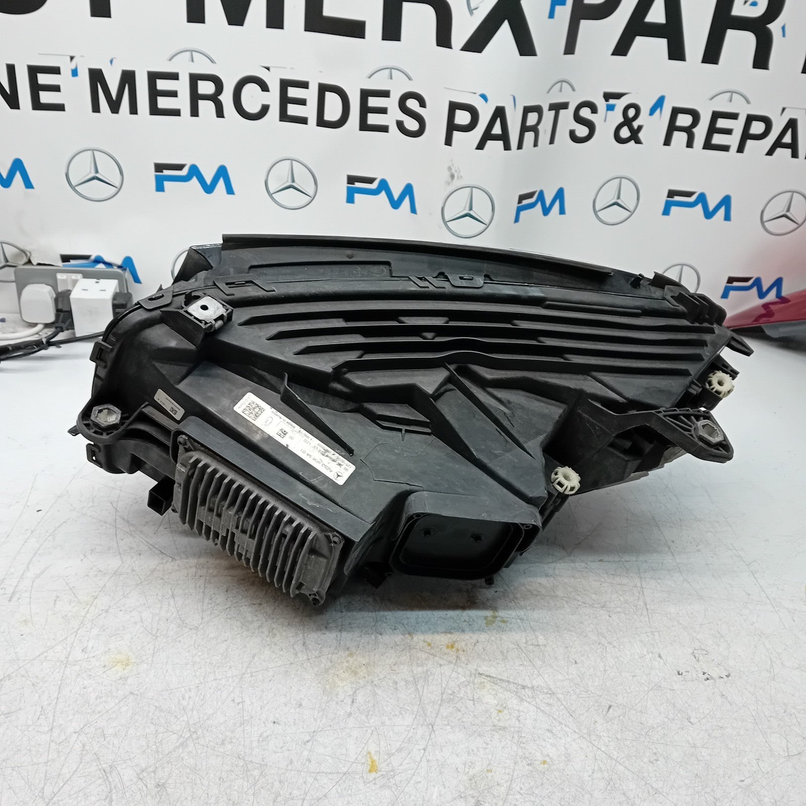 MERCEDES GLC W253 DRIVER HIGH PERFORM COMPLETE HEADLIGHT A2539065401 2016 FMH185