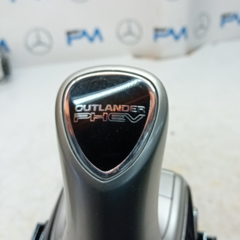 MITSUBISHI OUTLANDER MK3 GEAR LEVER SELECTOR  + TRIM 2400A355 FM001633