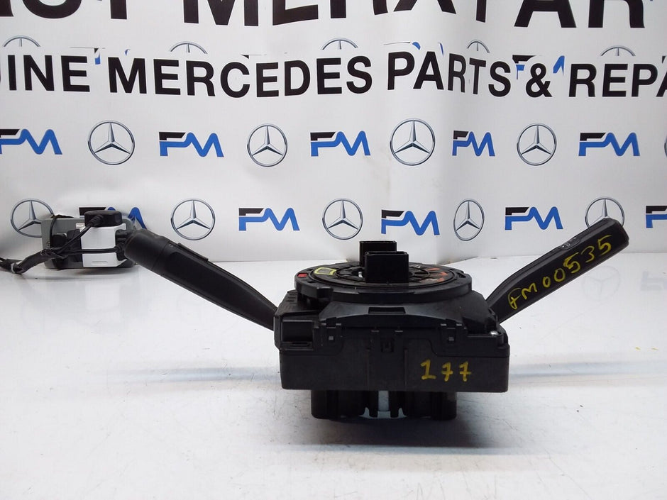 Mercedes  A-CLASS W177 INDICATOR/WIPER GEAR SELECT + SQUIB 10139371 2018 FM00535