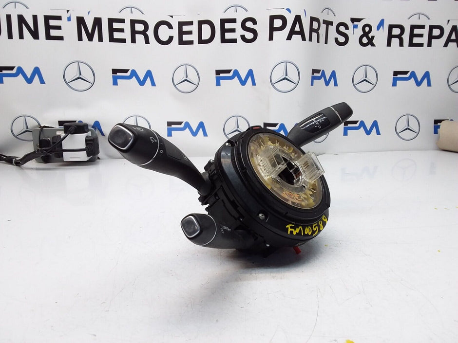 Mercedes A-CLASS W176 INDICATOR/WIPER GEAR SELECT + SQUIB  2014 FM00589