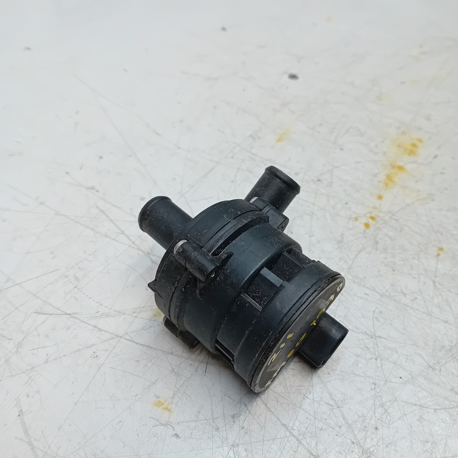 MERCEDES BENZ  C/E-CLASS W211 ELECTRIC COOLANT WATER PUMP A2118350364 FM001470