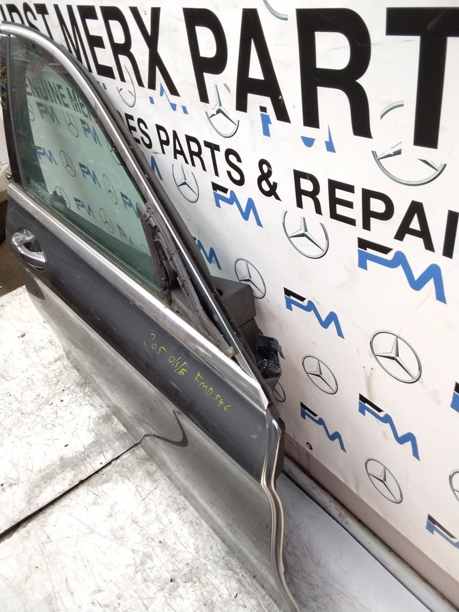 MERCEDES C-CLASS W205 SLN DRIVER FRONT DOOR OSF GREY COMPLETE 2014-21 FMD546
