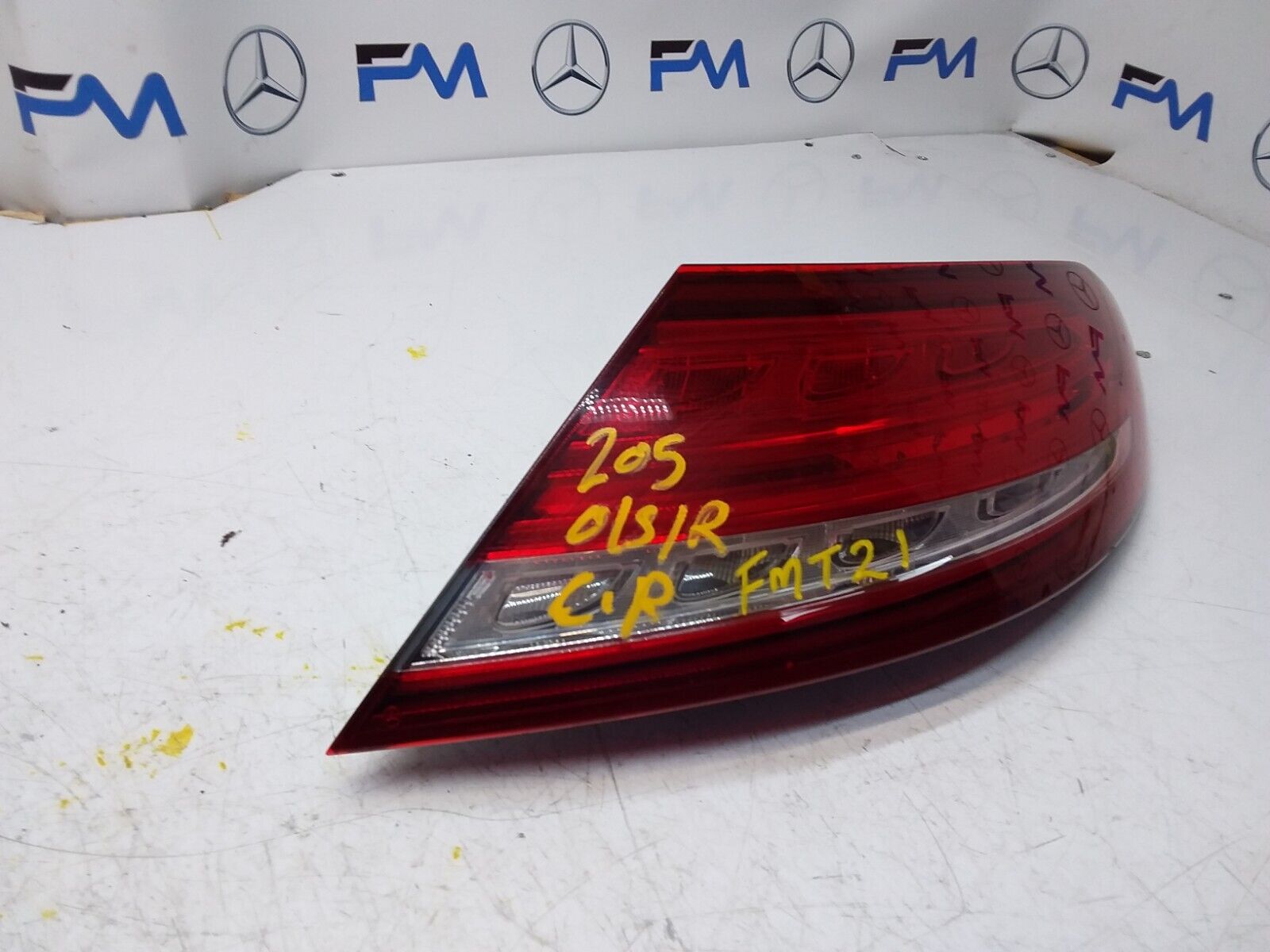 2016 MERCEDES  C CLASS W205 REAR DRIVER SIDE O/S LED LIGHT A2059066400 FMT21