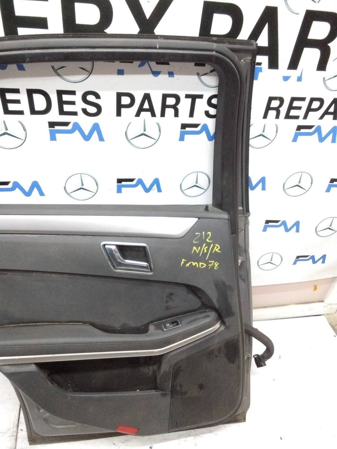 MERCEDES BENZ E-CLASS W212 PASSENGER SIDE REAR DOOR N/S/R COMPLETE SILVER FMD78