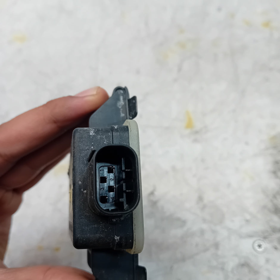 MERCEDES BENZ  E-CLASS W213 TYRE PRESSURE MONITORING SENSOR A0009003713 FM001509