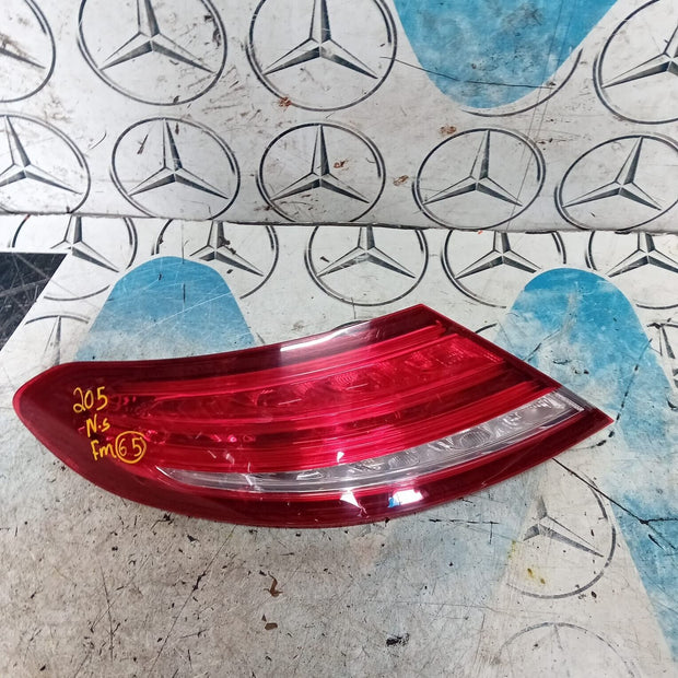 MERCEDES BENZ C-CLASS COUPE W205 PASSENGER SIDE REAR TAIL LIGHT A2059066300