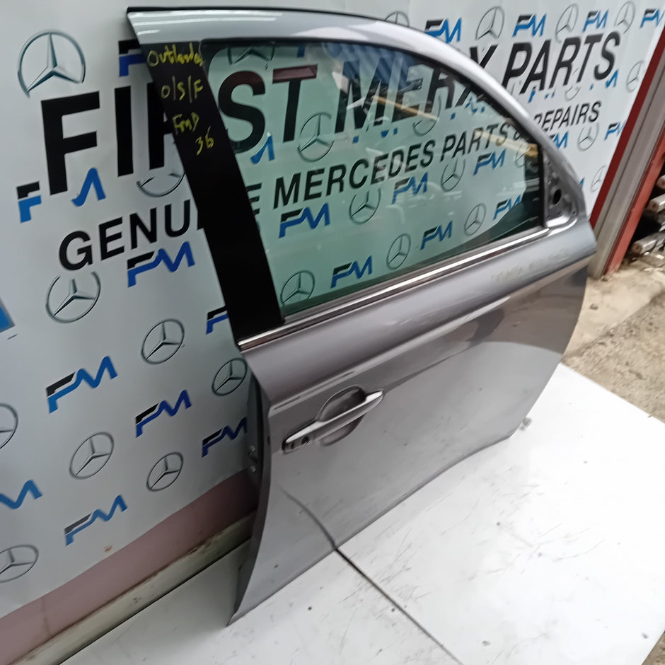 MITSUBISH OUTLANDER DRIVER SIDE FRONT DOOR O/S/F COMPLETE SILVER FMD36