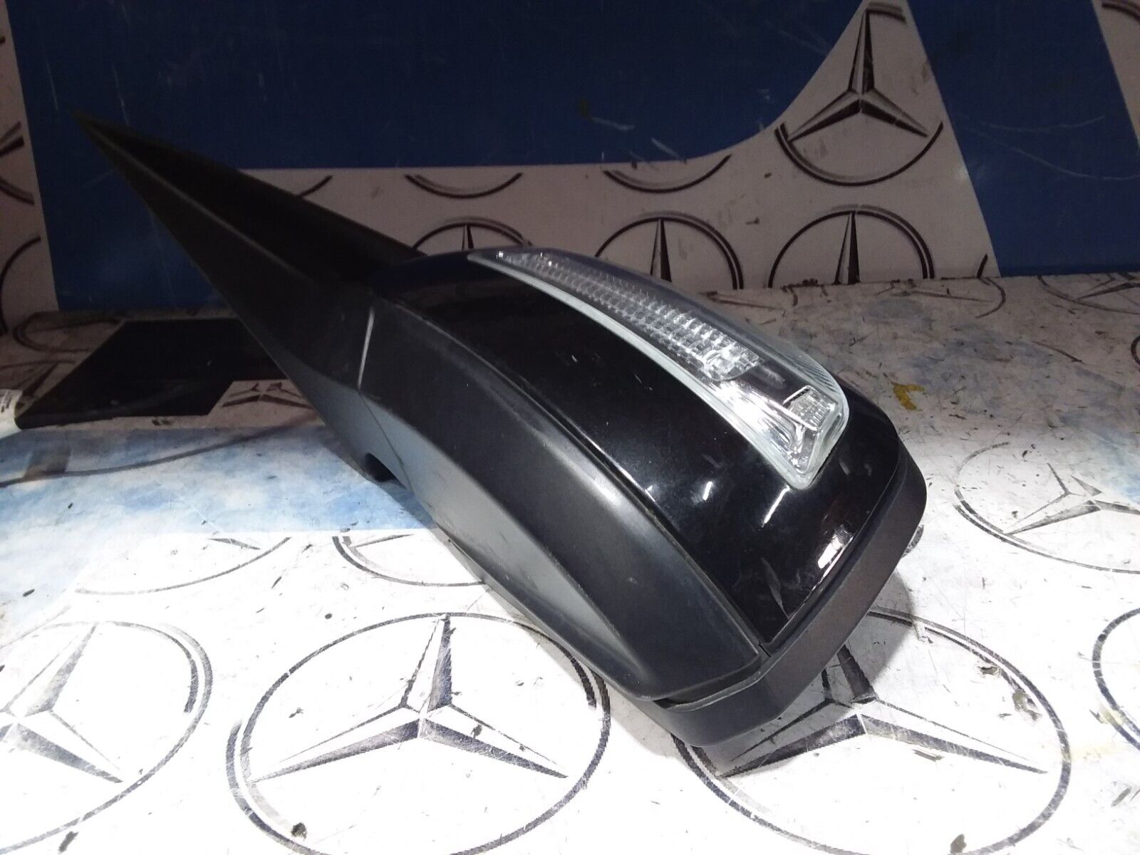 MERCEDES C-CLASS W204 PASSENGER SIDE ELECTRIC WING MIRROR A2048100319 BLACK