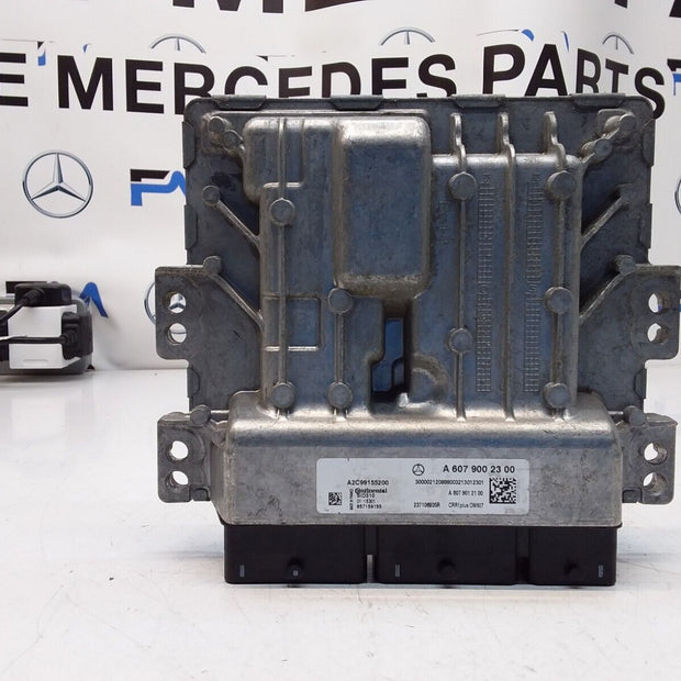 MERCEDES A-CLASS 2015-17 ENGINE  ECU CONTROL MODULE A6079002300 FM00369