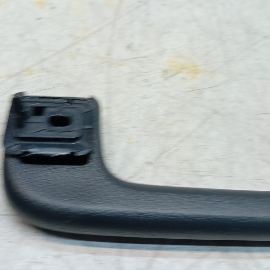 MITSUBISHI OUTLANDER MK3 LEFT OR RIGHT ROOF HANDLE BLACK FM001628