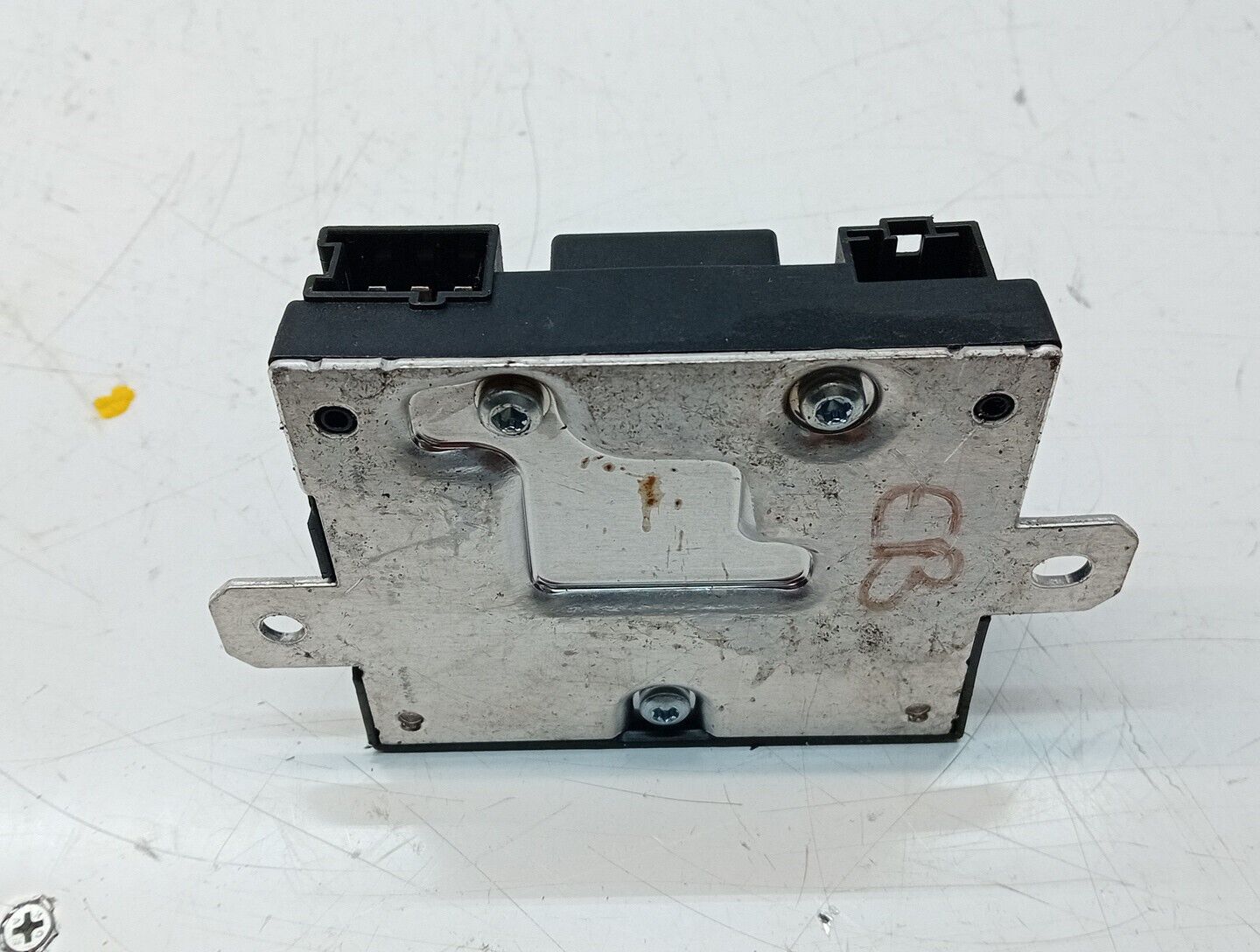 MERCEDES C E GLC W205 W213 W253 FUEL PUMP CONTROL MODULE A0009002414 FM00279