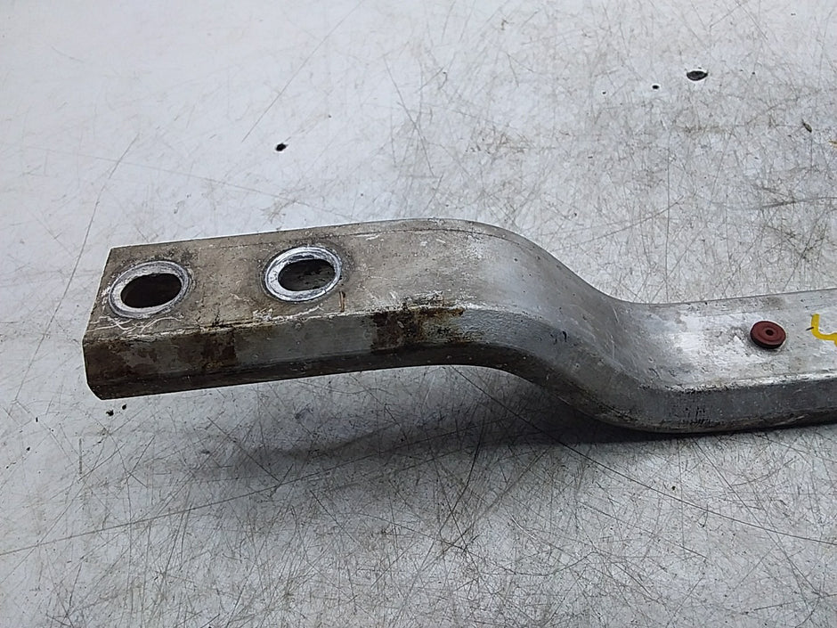 MERCEDES C-CLASS W205 BOTTOM STIFFENING BRACE MOUNT  BEAM A2056107001 FMR240
