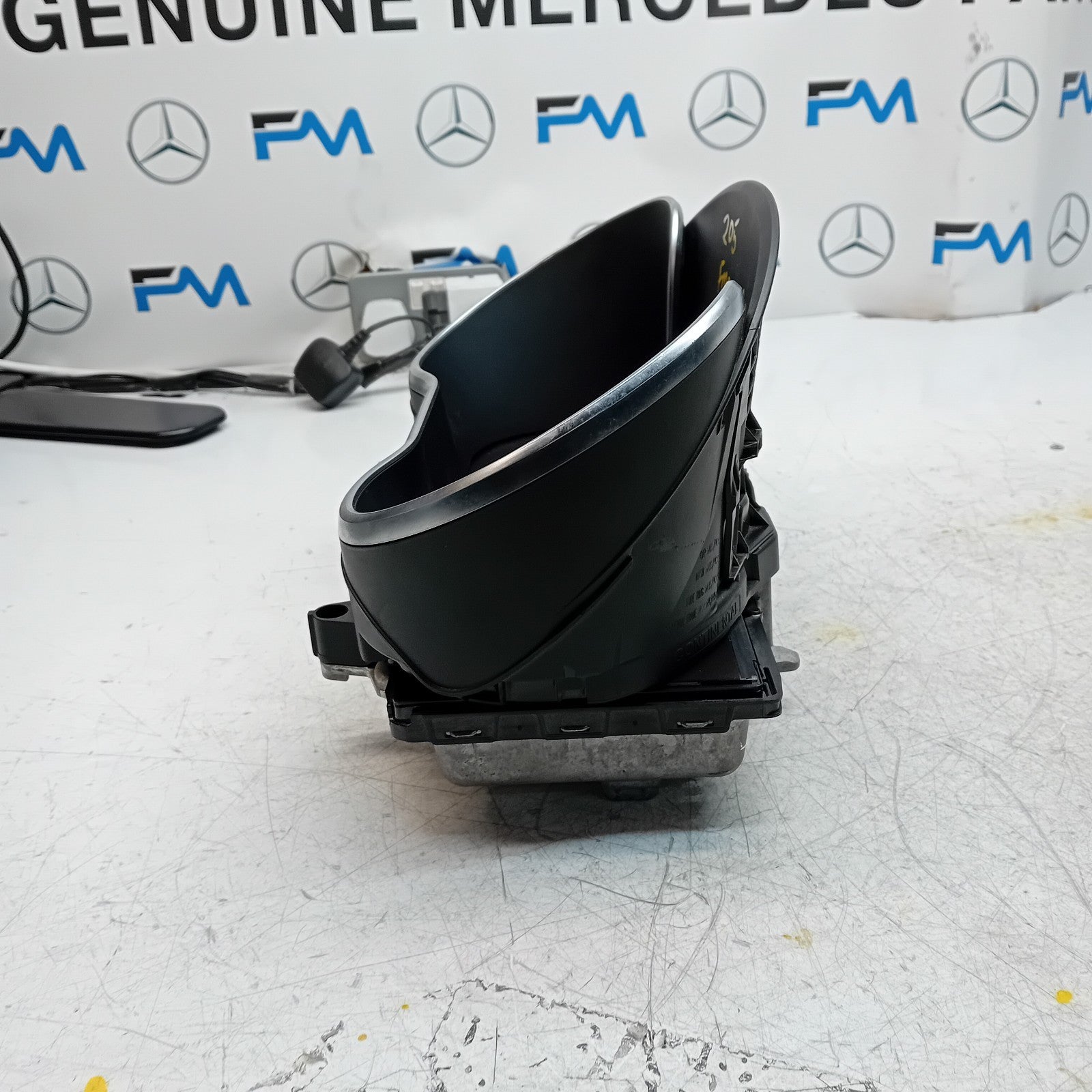 MERCEDES C-CLASS W205 SPEEDOMETER INSTRUMENT CLUSTER BLACK A2059004842 FM001472