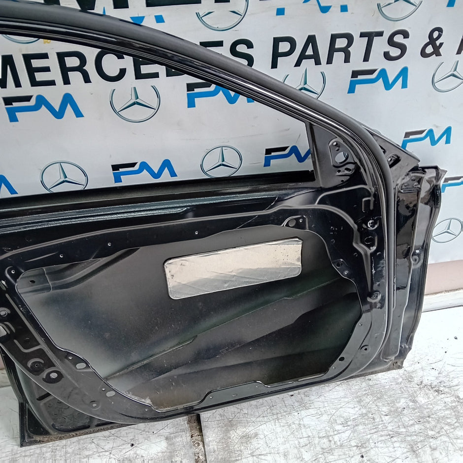 MERCEDES C-CLASS W205 SLN PASSENGE FRONT DOOR NSF BLACK 2014 ON FMD373