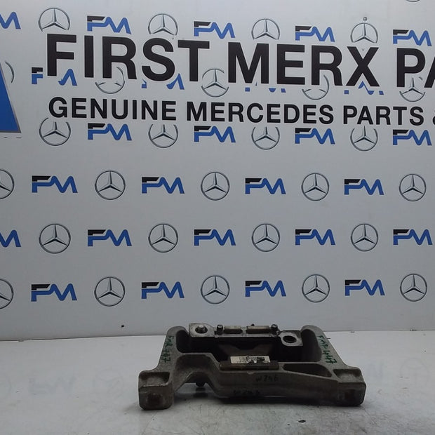 MERCEDES BENZ B-CLS W246 ENGINE MOUNT RIGHT SIDE A2462402517 FMR447
