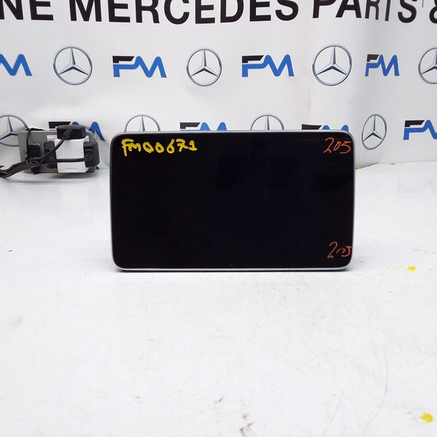 MERCEDES C-CLASS W205 2016 SAT NAV MULTIMEDIA SCREEN A2059002211 FM00671