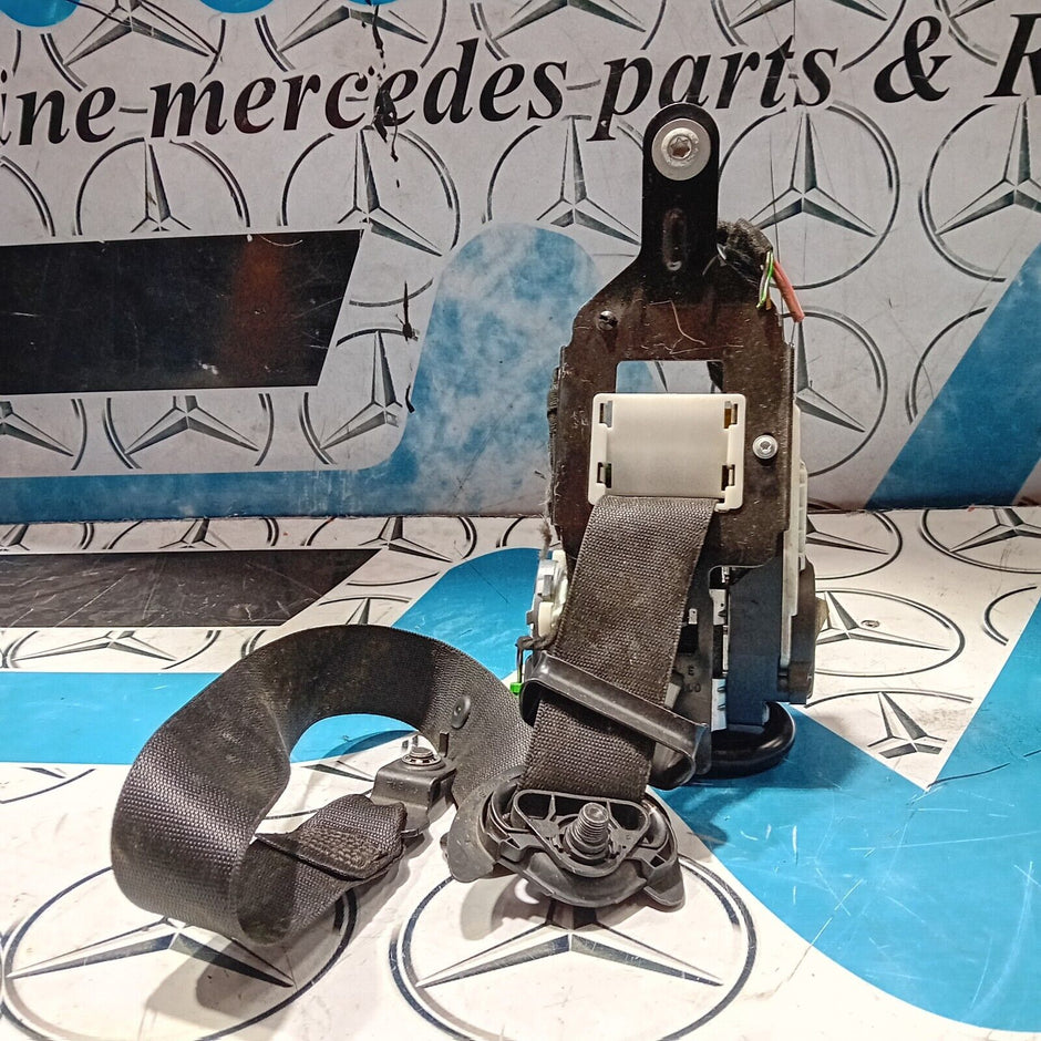 MERCEDES-BENZ C CLASS W204 (SALOON) S204 (ESTATE) O/S/F SEAT BELT A2048602485