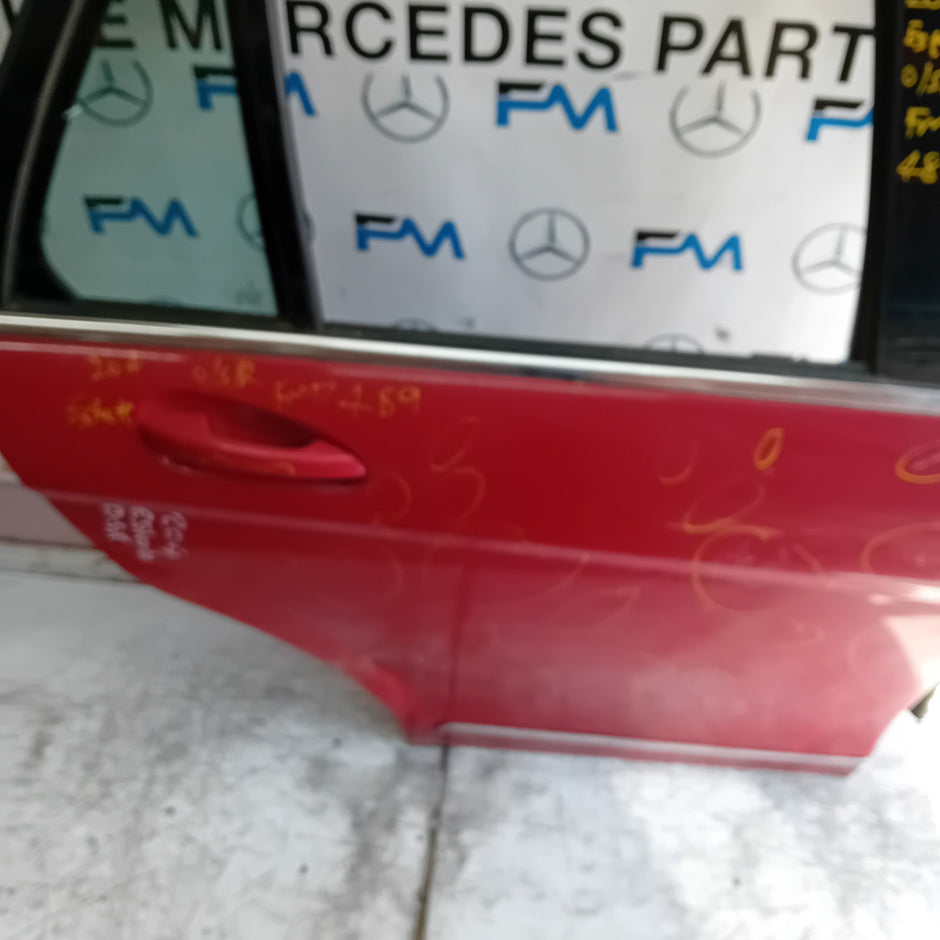 MERCEDES BENZ C-CLASS W204 EST DRIVER REAR DOOR OSR 2011 RED  FMD489