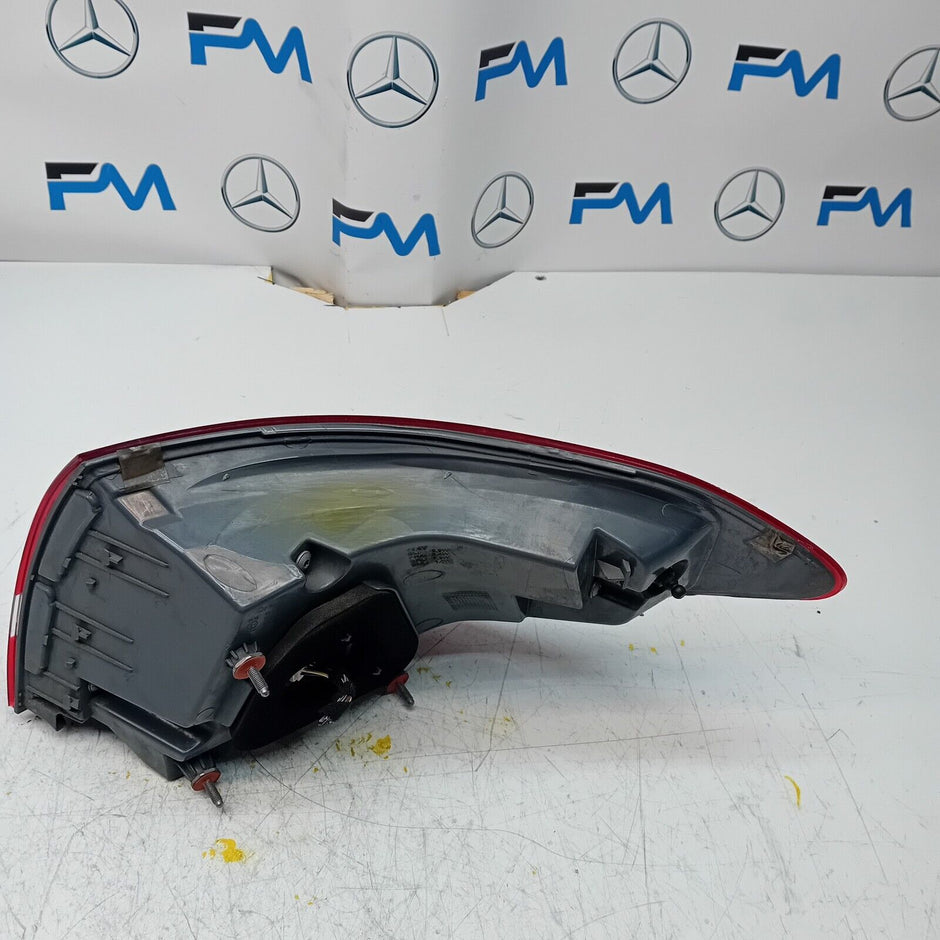 MERCEDES C-CLASS W205 COUPE 2014 REAR PASSENGER N/S TAIL LIGHT A2059065100 FMT44