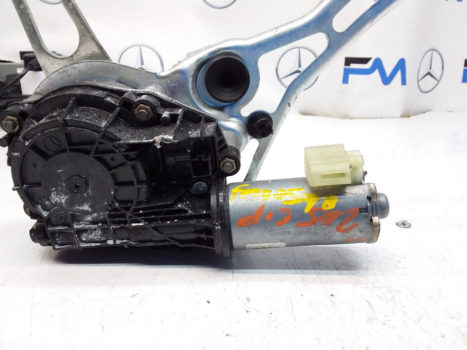 Mercedes C-CLASS W205 TAILGATE LIFT SOFT CLOSE 0390204 124 FM00598