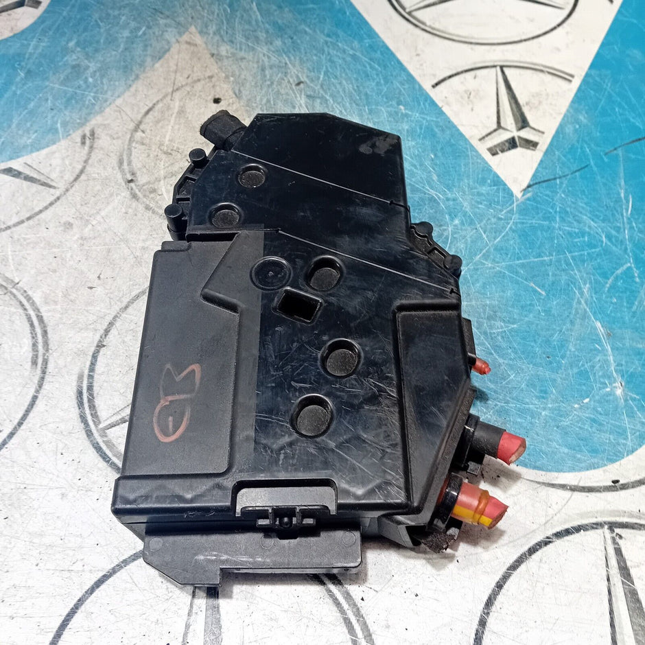 2021 MERCEDES A CLASS A180 W177 FUSE RELAY BOX BATTERY A1775404107