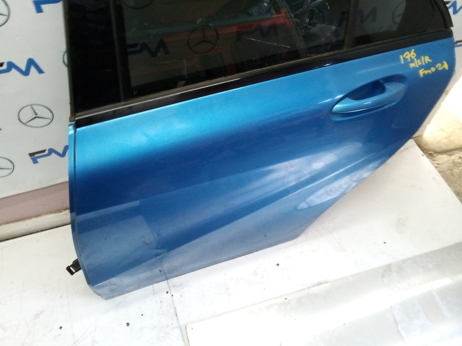 MERCEDES BENZ A CLASS W176 PASSENGER SIDE REAR DOOR ( NEAR SIDE REAR ) FMD21