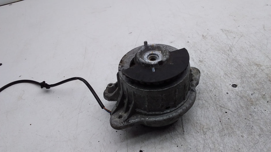 MERCEDES BENZ S-CLS W222 RIGHT ENGINE MOUNT A2222407617 FMR459