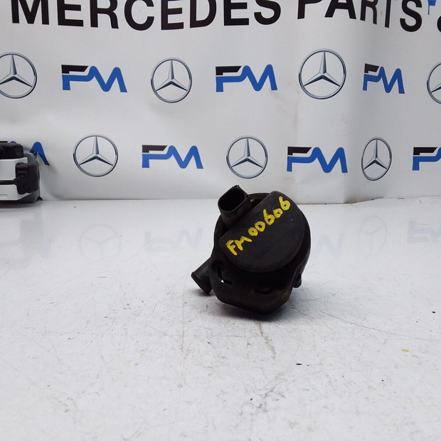 Mercedes E-CLASS W211 ELECTRIC COOLANT WATER PUMP A2118350028 FM00606
