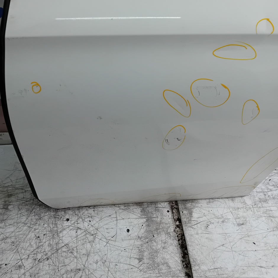 MEECEDS E-CLASS S213 EST PASSENGER REAR DOOR NSR WHITE 2016 ON COMPLETE FMD392