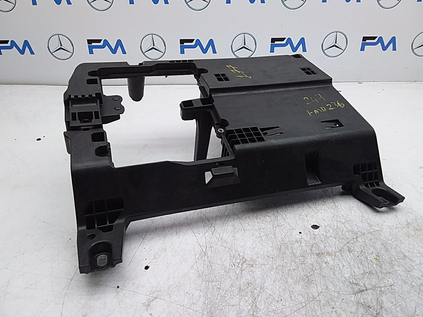 MERCEDES A-CLS W177 SAM MODULE PANEL COVER A2475402506 FMR236