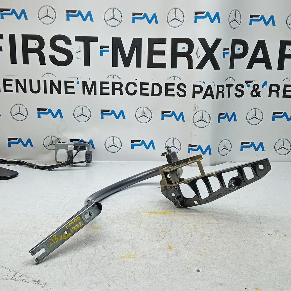 MERCEDES BENZ E-CLASS W213 TAILGATE PASSENGER SIDE HINGES A2137500328 FM001322