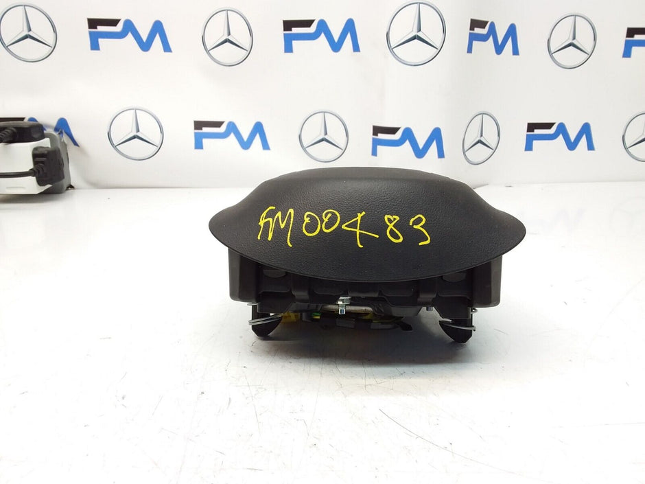 MERCEDES C-CLASS W205 STEERING WHEEL AIRBAG 308998798162-AD FM00483