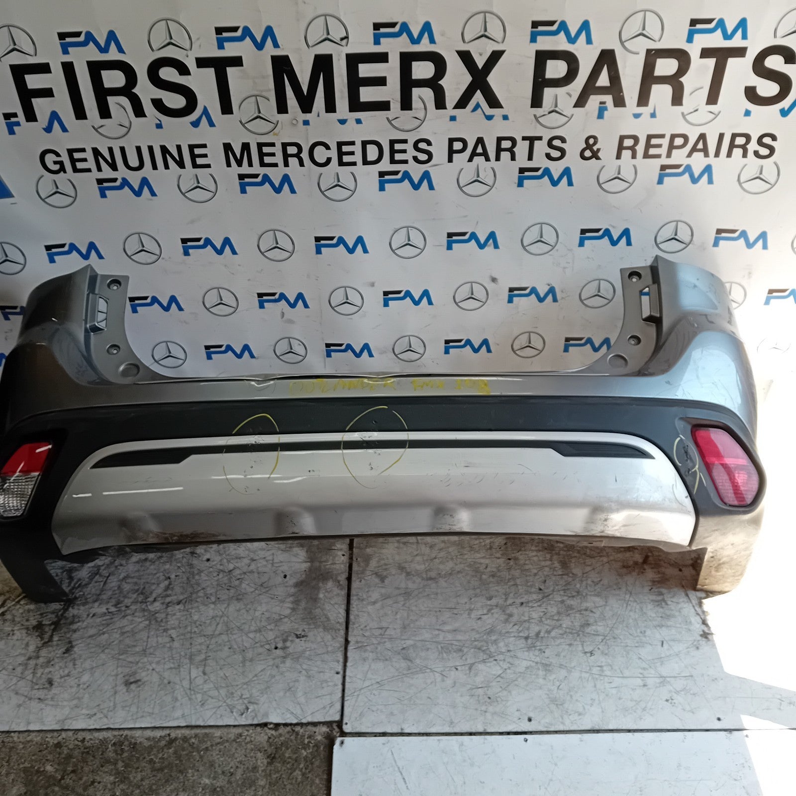 MITSUBISHI OUTLANDER MK3 REAR BUMPER GREY 2013 COMPLETE FMX108