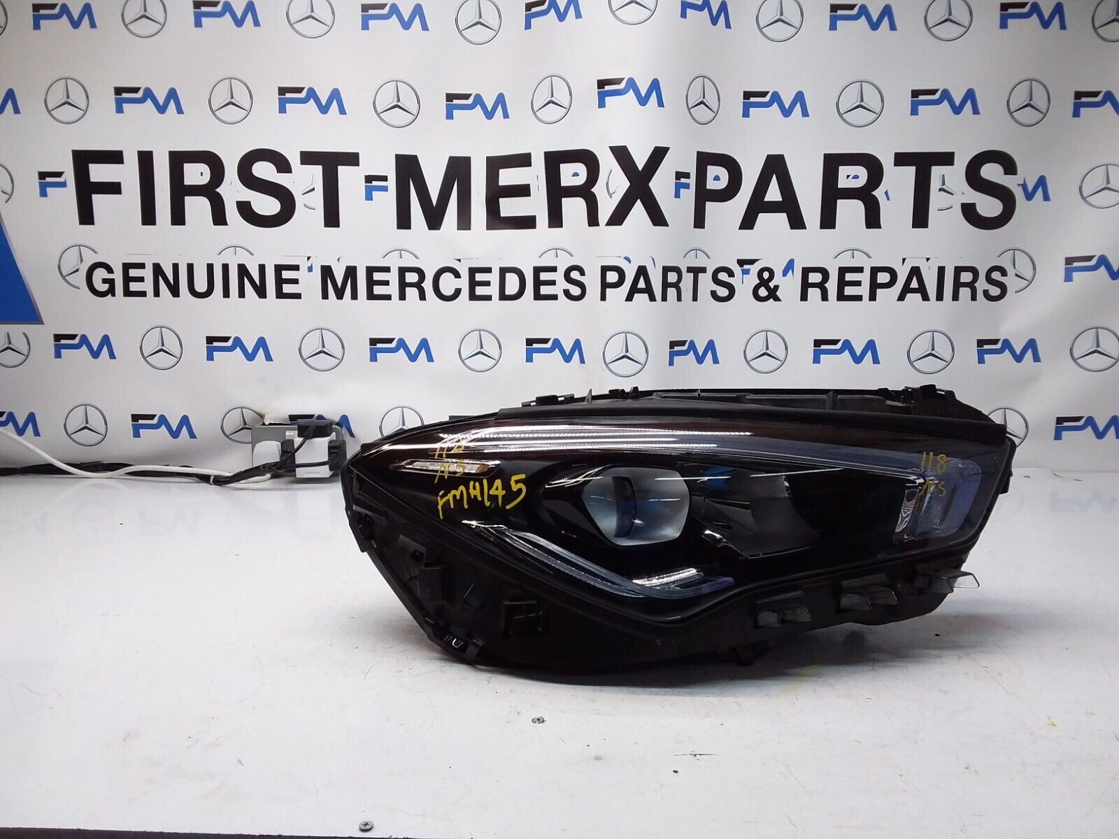 2021 MERCEDES CLA W118 HEADLIGHT PASSENGER NS A1189068600 FMH145 HIGH PERFORMANC