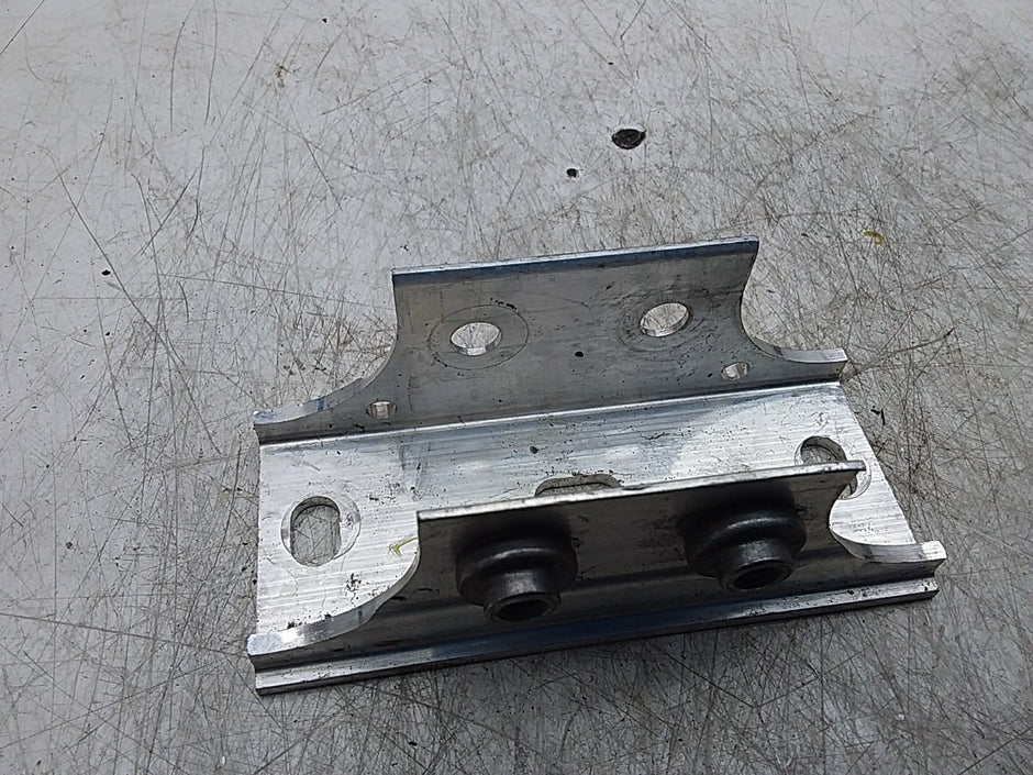 MERCEDES C-CLS W206 REINFORCEMENT MOUNTING RAIL A2066203802 FMR233