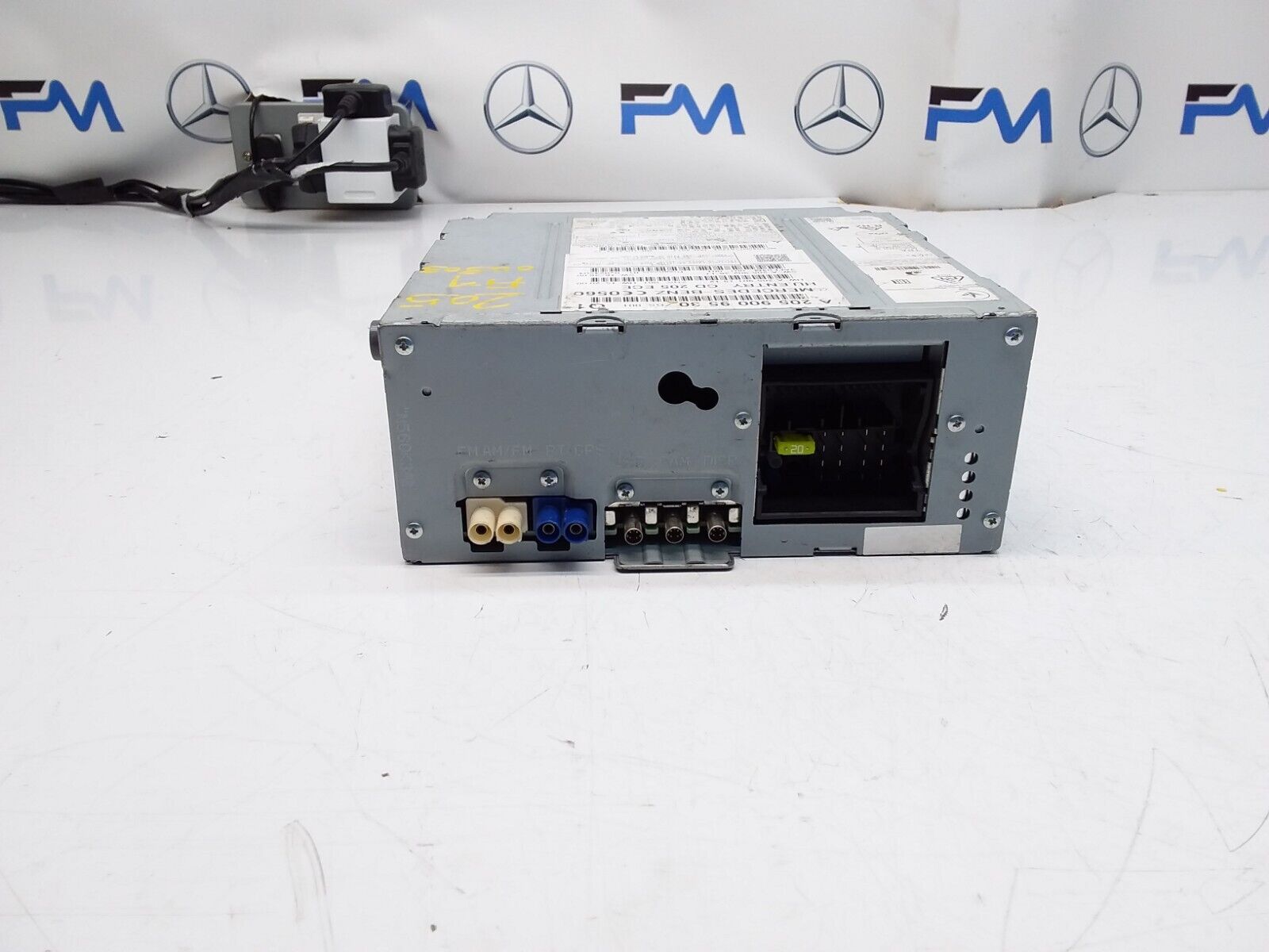 MERCEDES - BENZ E - CLASS W205 2017 RADIO SAT NAV HEAD UNIT  A2059009530 FM00303