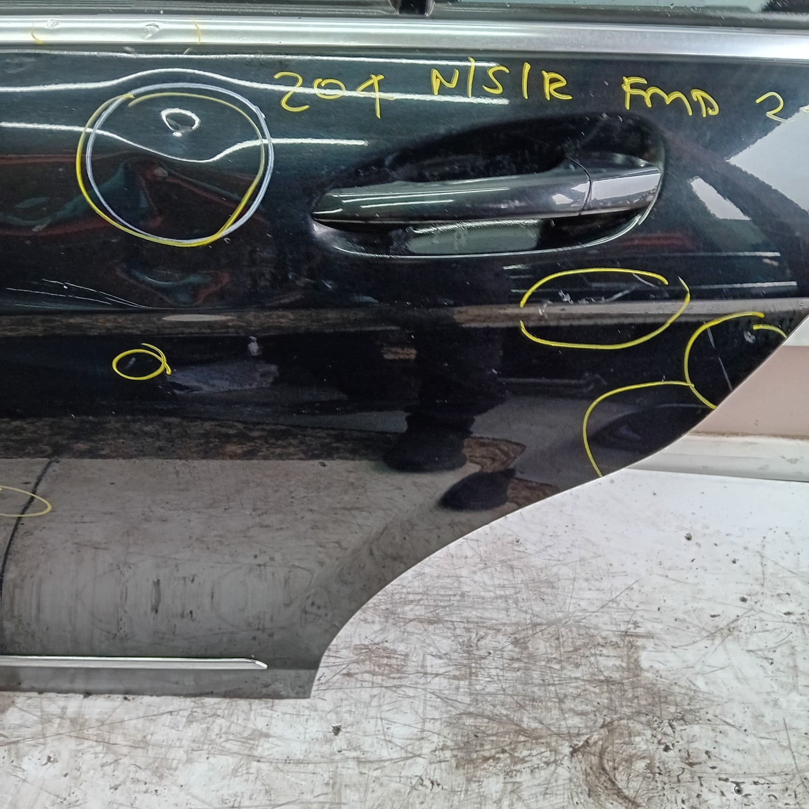 MERCEDES C-CLASS W204 SLN PASSENGER REAR DOOR NSR BLACK 2008-14 COMPLETE FMD249